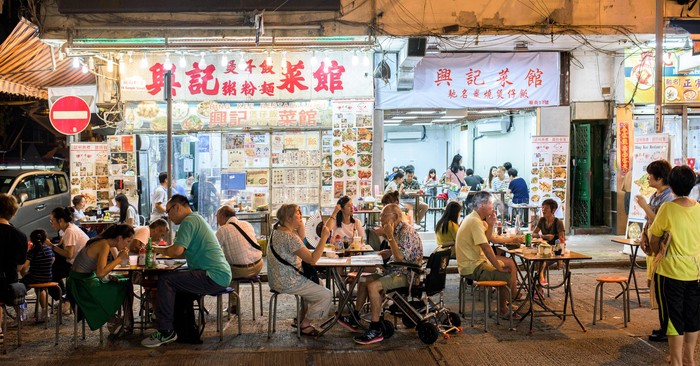 Pelanggan Hantu Sebuah Restoran di Hongkong