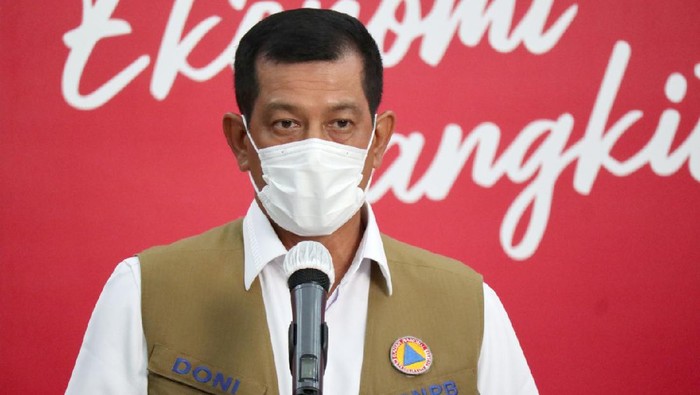 Pilih Mana: Divaksin Covid-19 Dulu atau Terpapar Covid-19 Dulu?