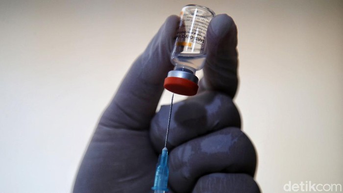 filipina-tak-berikan-vaksin-corona-sinovac-untuk-nakes-ini-sebabnya