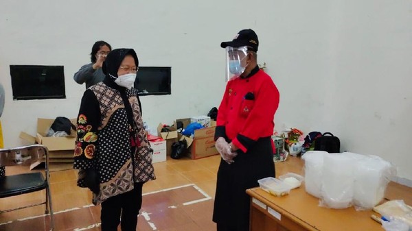 PKS Kritik Risma karena Datangkan Juru Masak Profesional untuk Latih Pemulung