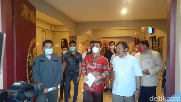 Beredar Foto Anies Tak Bermasker di Ruang Publik, Ini Kata Wagub DKI