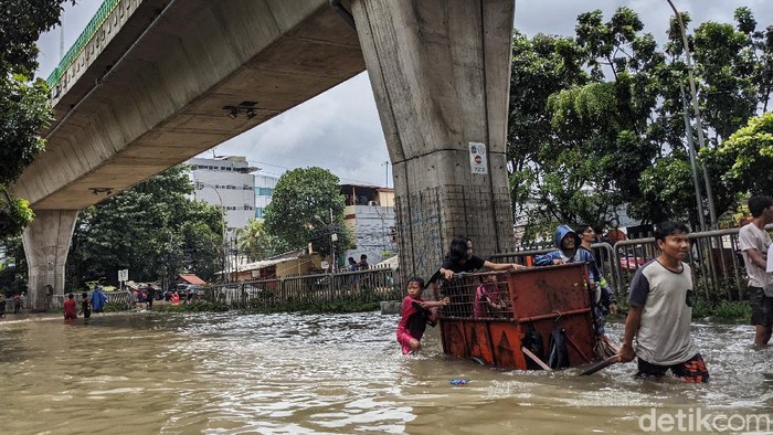 DKI Tak Buka 3 Dokumen Soal Banjir, LBH Jakarta: Tanggung Jawab Tak Dilakukan