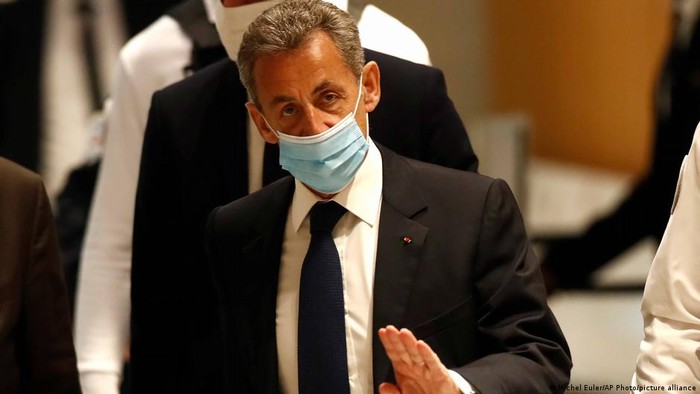 coba-suap-hakim-eks-presiden-prancis-nicolas-sarkozy-dibui-3-tahun