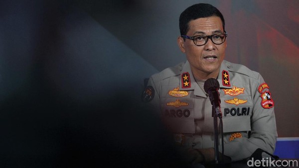 Polri Persilakan Pengurus BEM UI Lapor soal Peretasan Akun Medsos