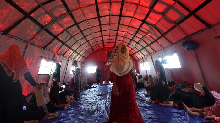 8 Imigran Rohingya Kabur dari Kamp Penampungan di Aceh