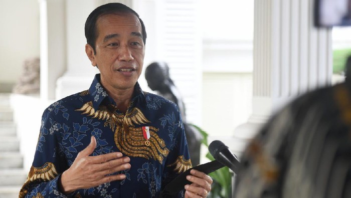 Abdillah Toha: Jokowi Dikelilingi Oligarki Rakus-Politisi Korup, Bersihkan!