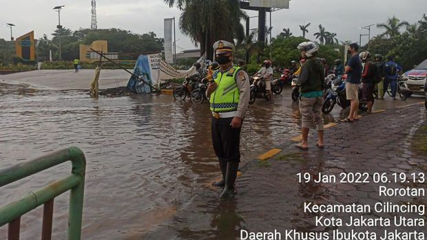 Genangan Air Rendam Sejumlah Titik di Jakut-Jaktim Pagi Ini