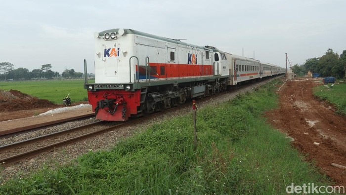 RI Mau Gandeng Jepang Siapkan Rencana Besar Kereta Jawa & Sumatera
