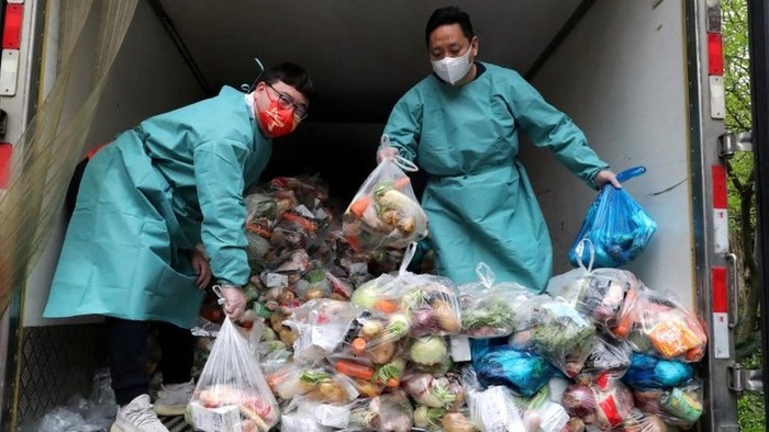 Cerita Warga Shanghai saat Lockdown: Bayar Rp 883.000 untuk Daging Busuk
