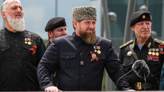 Pemimpin Chechnya Akui Pasukan Rusia Kesulitan di Ukraina