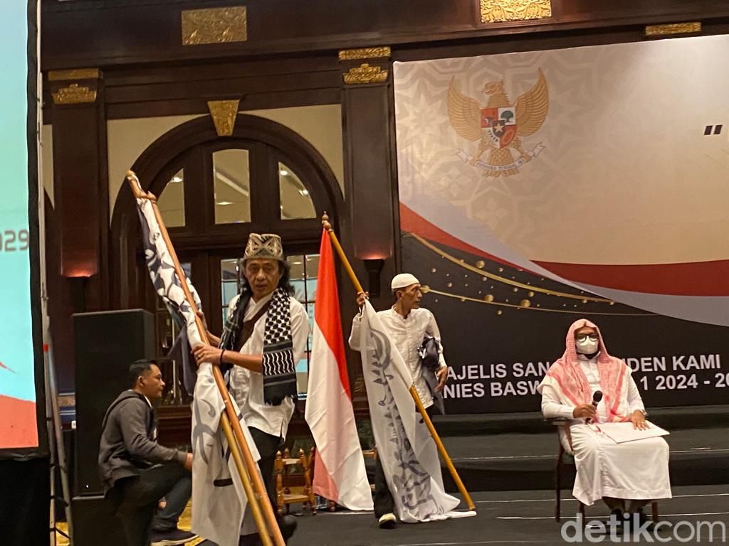 Kelompok Ini Deklarasi Anies Capres, Sempat Ribut soal Ada 'Bendera HTI'