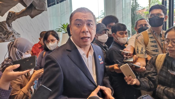 NasDem Heran Anies Diviralkan Naik Jet Pribadi ke Sumbar