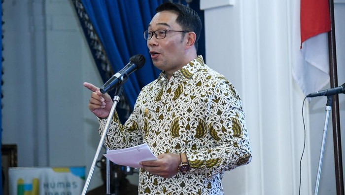 Transportasi Publik Jadi Sorotan Netizen, Ridwan Kamil Bilang Begini