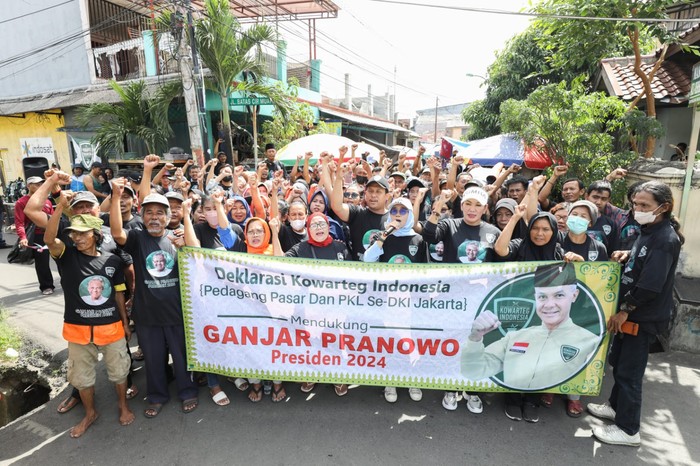 pedagang-pasar-hingga-pkl-di-dki-deklarasi-dukung-ganjar-nyapres-2024