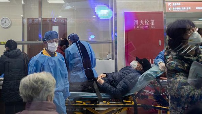 Pasien COVID-19 Rawat Inap di China 'Meledak', Tertinggi Sejak Pandemi Merebak