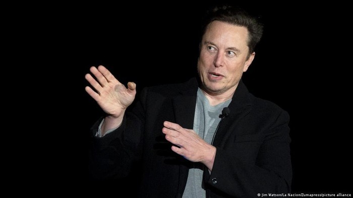 Air Jadi Bahan Bakar Kendaraan Bermotor? Elon Musk Ngomong Begini Nih