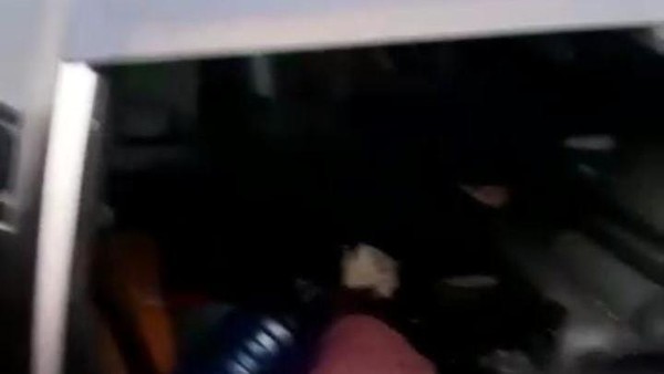 Mayat Wanita Ditemukan Dalam Mobil, Leher Hampir Putus