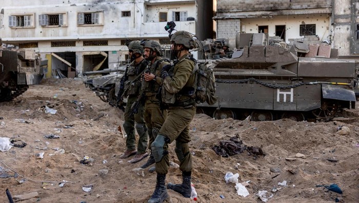 Tegang! Tank-tank Israel Kepung RS Nasser di Gaza