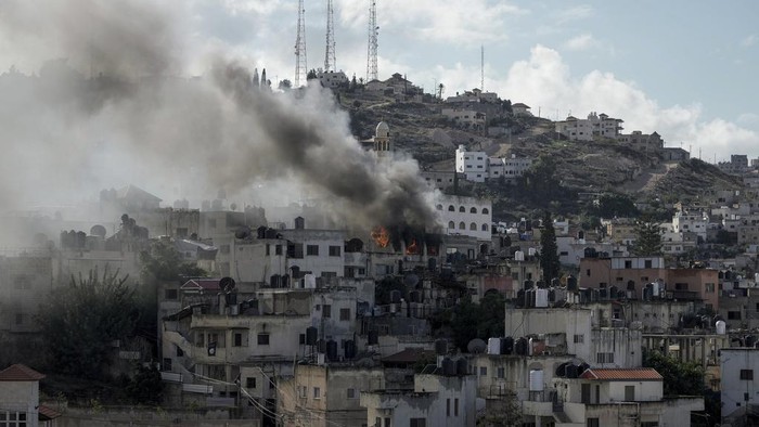 Militer Israel Gempur Kamp Jenin di Tepi Barat, 3 Orang Tewas