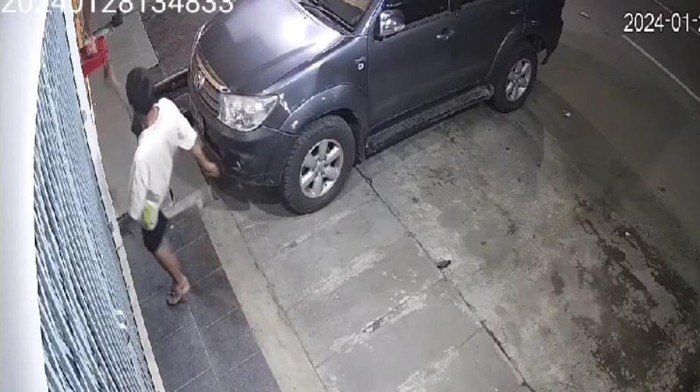 Pria di Medan Tendang Tempat Sembahyang Warga Tionghoa Diburu Polisi