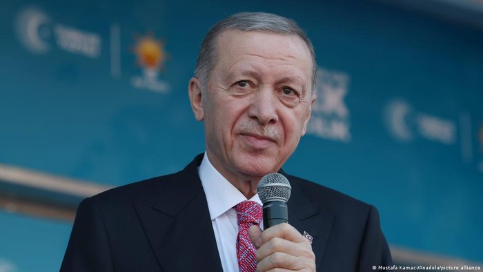 Serangan Israel di Gaza Tewaskan 3 Putra Bos Hamas, Erdogan Murka