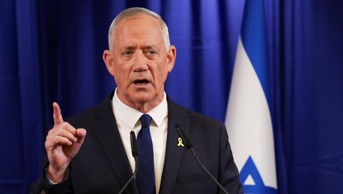 Eks Menhan Serukan Israel Alihkan Fokus ke Hizbullah di Lebanon