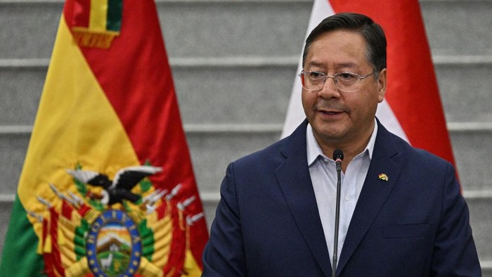 Presiden Bolivia Desak Rakyat Lawan Kudeta Tentara
