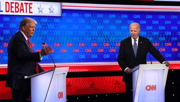 Trump Kritik Kepemimpinan Lemah Biden di Konflik Ukraina-Rusia