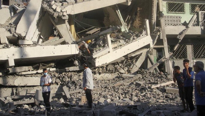 Gempuran Israel Targetkan Polisi Hamas di Sekolah Gaza, 11 Orang Tewas