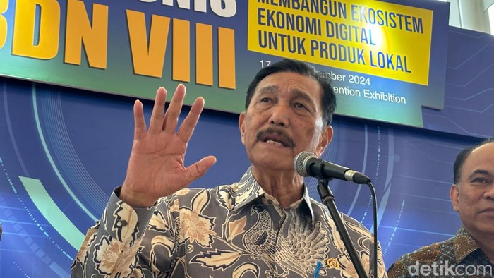 Luhut Ikut Dilantik Prabowo Jadi Ketua Dewan Ekonomi Nasional 