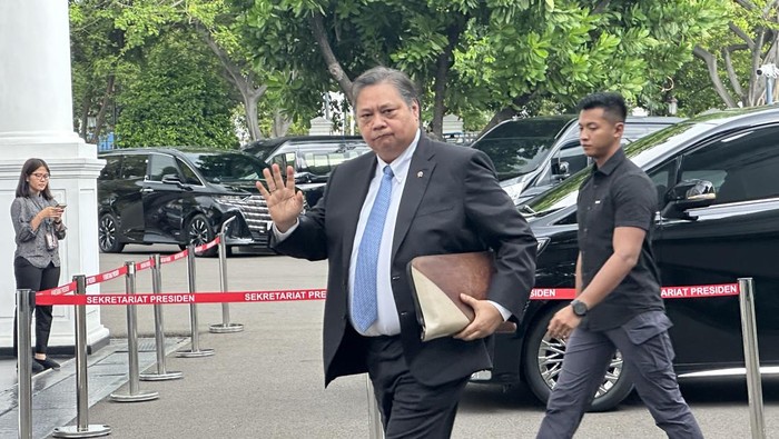 Anjok 6 Persen dan Perdagangan Saham Dihentikan, Bos BEI Klaim IHSG Sudah Normal