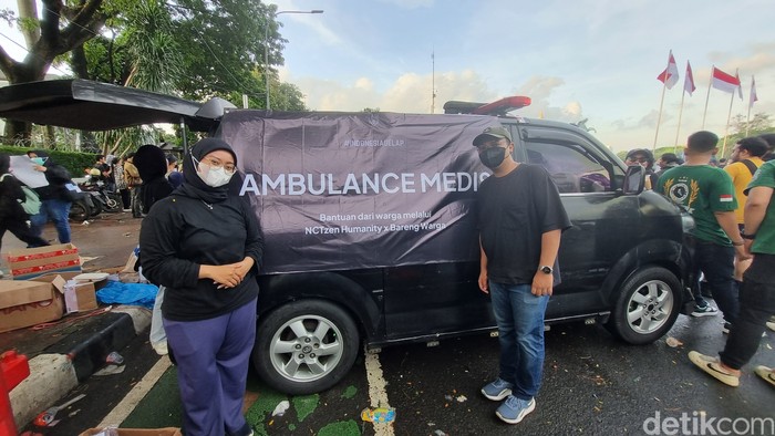 Humanies Project Keluarkan Rp 80 Juta Ambulans Logistik untuk Aksi Indonesia Gelap