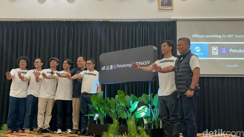 Halte TransJ Petukangan Utara Resmi Ganti Nama Jadi Petukangan D&#039;MASIV