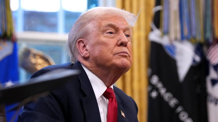 trump-mencak-mencak-di-rapat-kabinet-minta-imigran-somalia-tinggalkan-as