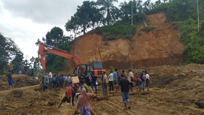 Tim dari Tiongkok ke Aceh Bantu Lacak Mayat Korban Bencana dalam Lumpur