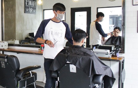 Enak dan Gak Enak Saat Berkepala Gundul