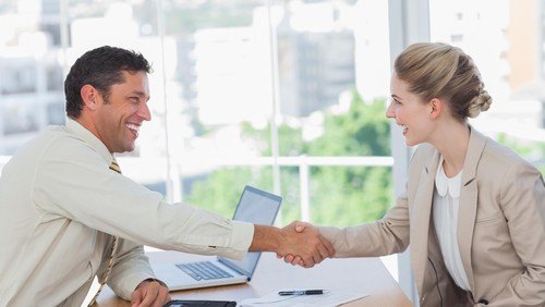 Etika Kencan Pertama di Negara Lain