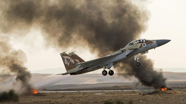 Balas Roket dari Gaza, Israel Serang Hamas