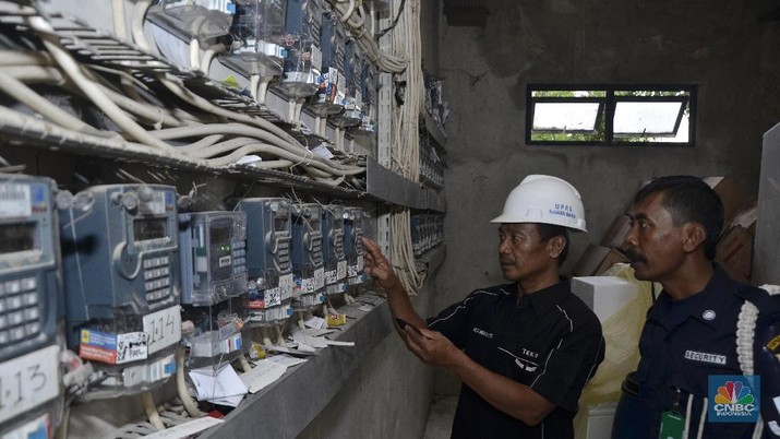 Siap-Siap, Tarif Listrik Bisa Naik Bertahap Tahun Depan!
