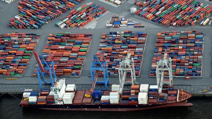 RI "Confidence" Menaikan Tarif Pajak, Disaat Ramai-ramai Negara Pangkas Tarif Pajak?