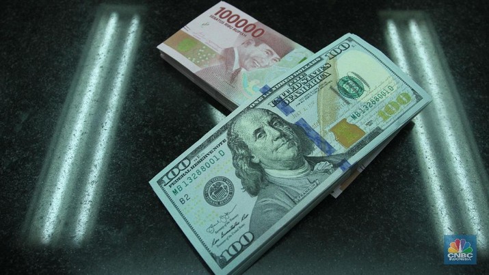 astaga-rupiah-masih-bisa-melemah-sampai-ke-rp-14290-us