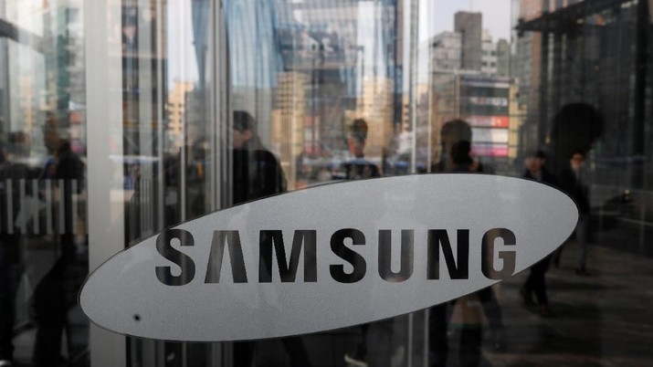 Maaf! Warga Rusia Tak Bisa Beli Smartphone Baru Samsung