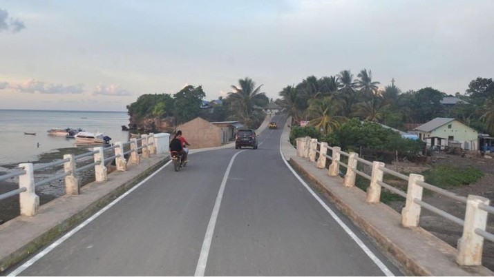 Setelah Cukai, Mobil-Motor Bakal Kena 'Palak' Uang Jalan