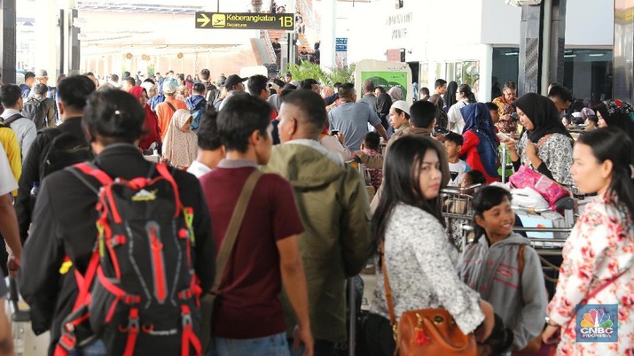 Geser China, Turis Asing Terbanyak ke RI dari Malaysia
