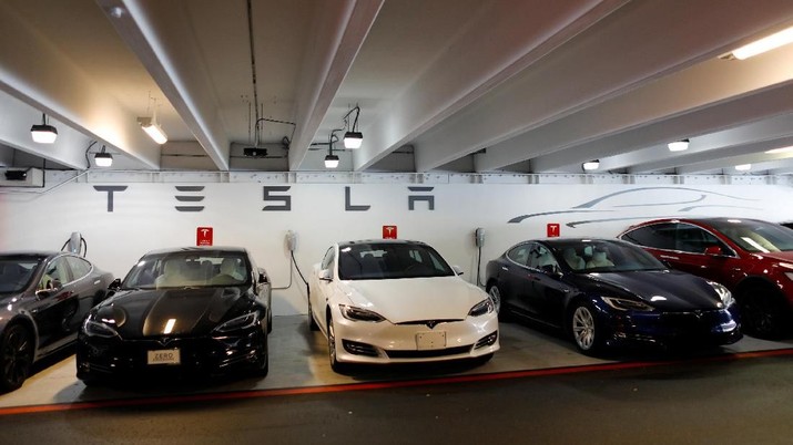 Tesla Bukan Lagi Perusahaan Mobil Listrik, Tapi Bitcoin?