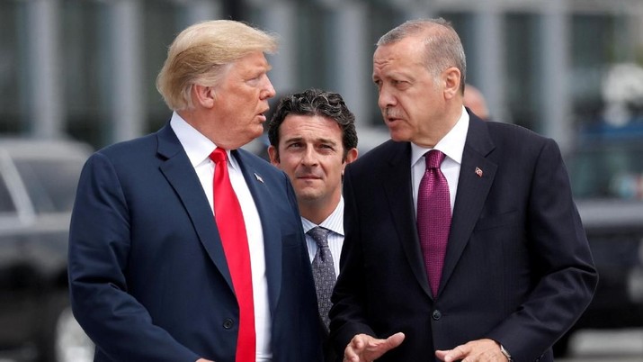 erdogan-kepala-batu-trump-sanksi-ekonomi-turki-minggu-ini