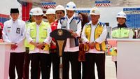 4 Tahun Jokowi: Smelter Lamban, Kilang Tak Dibangun