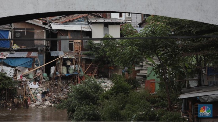 Bukti Nyata Pandemi Covid-19 Bikin Orang RI Jadi Miskin