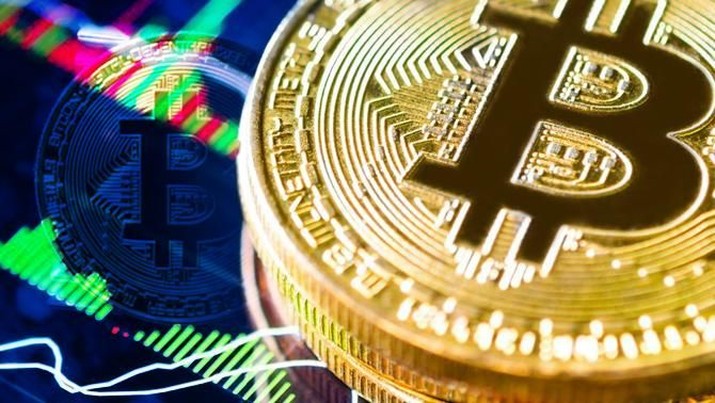 harga-emas-dunia-cetak-rekor-us1932-oz-apa-kabar-bitcoin