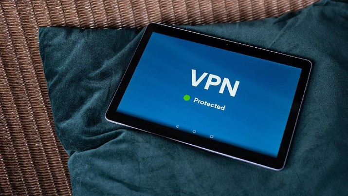 Putin Blokir Facebook-Twitter, VPN Laris Manis di Rusia